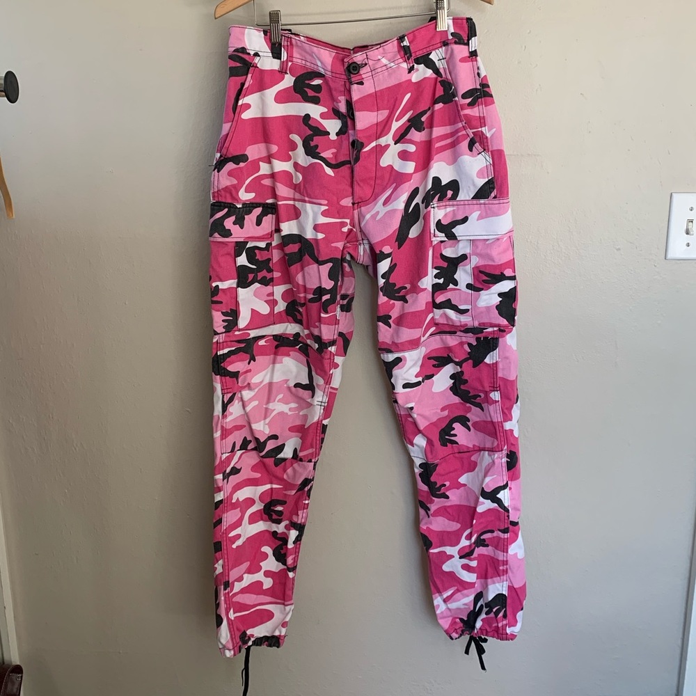 Pink Camo Cargo pants
